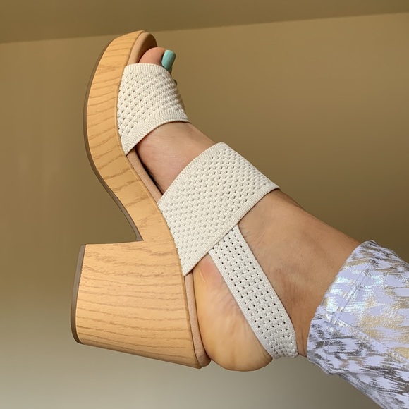 Brand new in the box chunky heels - Picture 7 of 12